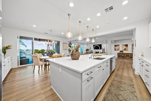 1715 Paterna Dr., Chula Vista CA: https://media.crmls.org/mediaz/3c47dbe8-2a05-45a9-8a7a-f86e65c60cab.jpg