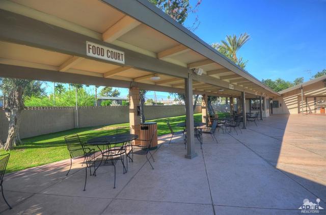 77310 Minnesota Avenue, Palm Desert CA: https://media.crmls.org/mediaz/3c47fc02-47f1-46c5-8b7a-35933f012a60.jpg