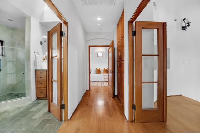 4435 Conde Pl, San Diego CA: https://media.crmls.org/mediaz/3c484451-2e8a-44b9-9009-c5fc9a92212f.jpg
