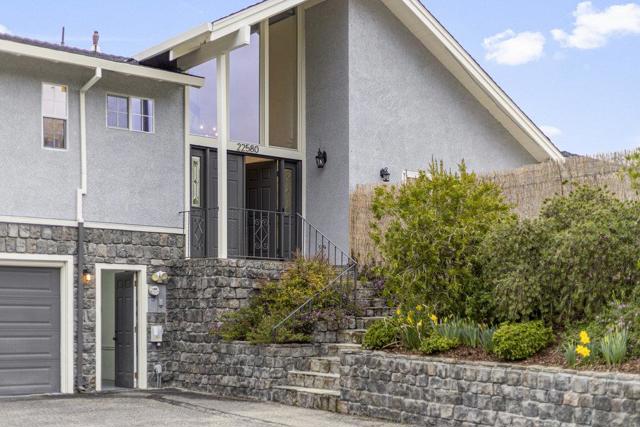 Image 4 of 73 For 22580 Ravensbury Avenue