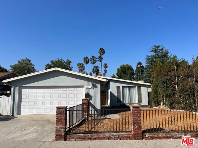 15121 Lemay Street photo 1