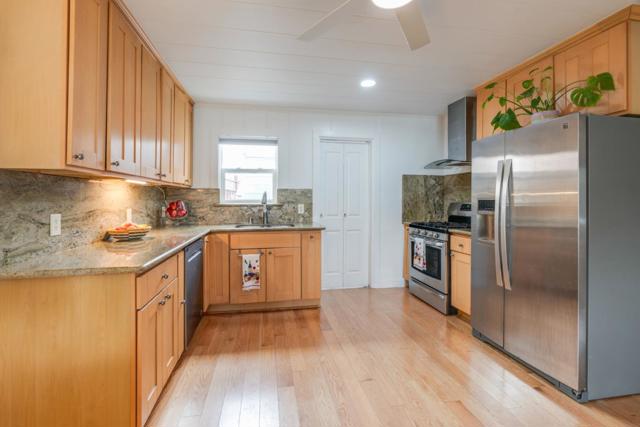 293 Florida Avenue, San Bruno CA: https://media.crmls.org/mediaz/3c4aaee6-752e-40f4-a3ef-5d835f23eeff.jpg