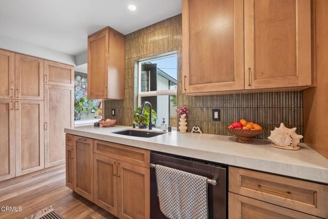 Detail Gallery Image 17 of 40 For 103 Comstock Dr, Ventura,  CA 93001 - 2 Beds | 1 Baths