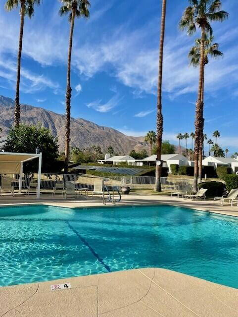 1730 Capri Circle, Palm Springs CA: https://media.crmls.org/mediaz/3c4f2a07-772d-4d04-9970-03834eab8d76.jpg