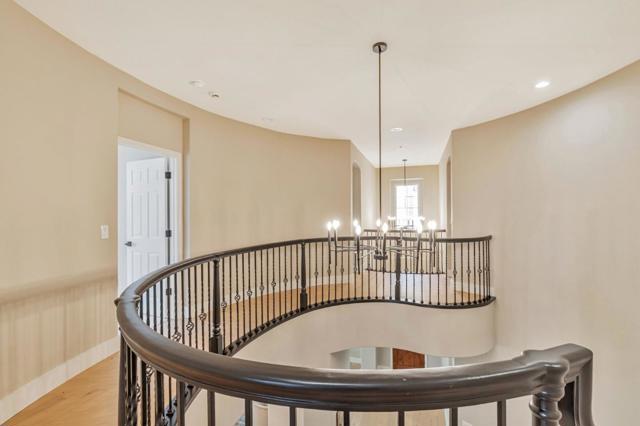 2892 Birkdale Court, Gilroy CA: https://media.crmls.org/mediaz/3c4f3fb2-6141-4d7b-8999-420db34cbbd1.jpg