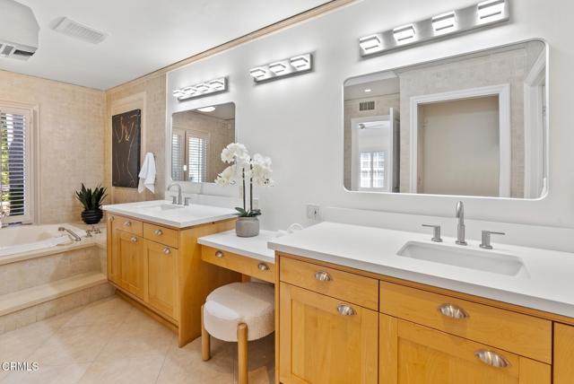Detail Gallery Image 21 of 45 For 2596 Wallingford Dr, Beverly Hills,  CA 90210 - 4 Beds | 3/1 Baths