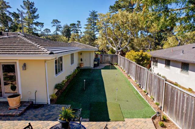 1147 Arrowhead Road, Pebble Beach CA: https://media.crmls.org/mediaz/3c4f60e4-e668-4140-9af9-a0af558366d0.jpg