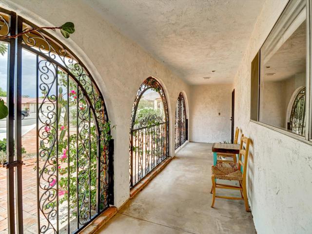9980 Hoylake Road, Desert Hot Springs CA: https://media.crmls.org/mediaz/3c5056cf-3c27-4046-9324-2c3aa3ac7da4.jpg