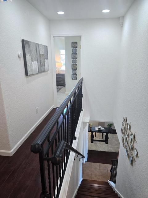 33332 Depot Rd, Union City CA: https://media.crmls.org/mediaz/3c508c70-8d92-4ebb-be83-8231cfa9773d.jpg