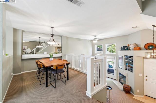 4682 Central Pkwy, Dublin CA: https://media.crmls.org/mediaz/3c50ed26-2a4e-4b7c-903f-7d8375f34a13.jpg