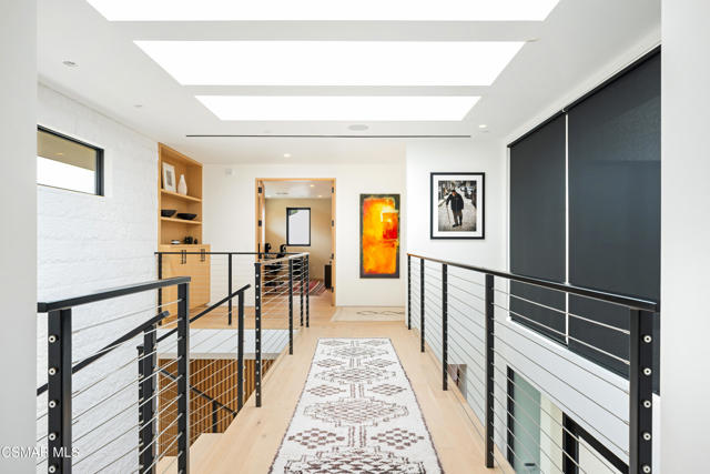 33433 Decker School Road, Malibu CA: https://media.crmls.org/mediaz/3c52e572-3b5f-4074-84b0-04eeb2d569f8.jpg