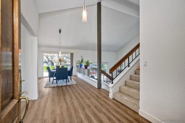 10434 Woodchuck Pt, San Diego CA: https://media.crmls.org/mediaz/3c535551-994e-4d4a-b1a6-464c4813c585.jpg