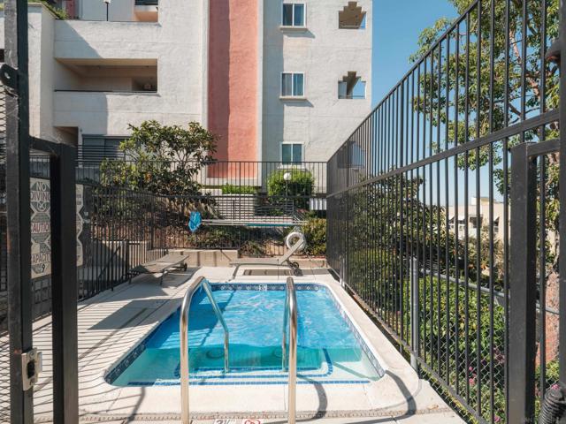 3760 Florida St, San Diego CA: https://media.crmls.org/mediaz/3c53be54-3737-47c3-b901-66e89cc288ad.jpg