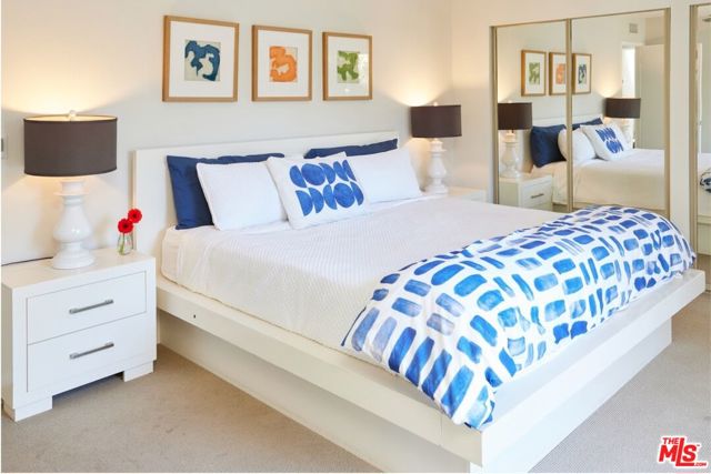 2291 E Calle Papagayo, Palm Springs CA: https://media.crmls.org/mediaz/3c541c6f-d0df-4b6d-87e9-3ad47a36d95c.jpg