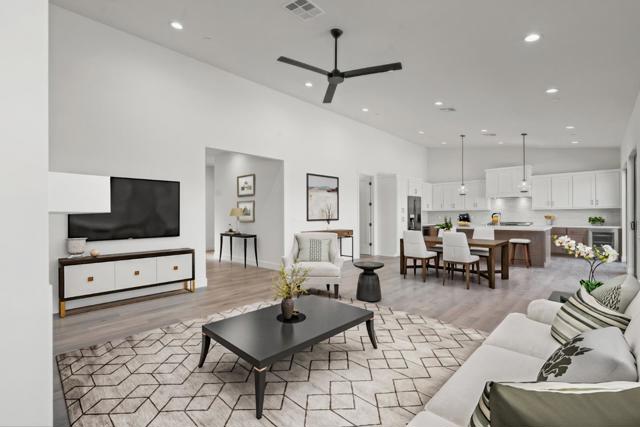 420 Maria, Hollister CA: https://media.crmls.org/mediaz/3c546913-bd6c-4b6a-a02c-672137e76700.jpg