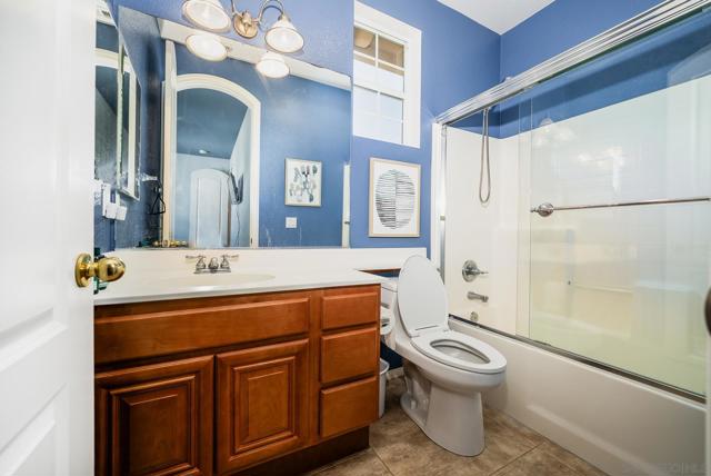 1330 Panorama Ridge Rd, Oceanside CA: https://media.crmls.org/mediaz/3c562f00-e71e-45b0-ac9f-d8bacbcb5bce.jpg