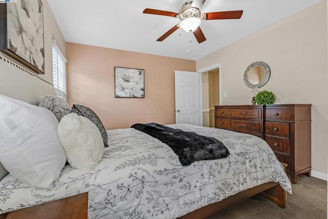 15028 Grenda St, San Leandro CA: https://media.crmls.org/mediaz/3c568c57-256d-432a-a56b-cbed7278ca66.jpg