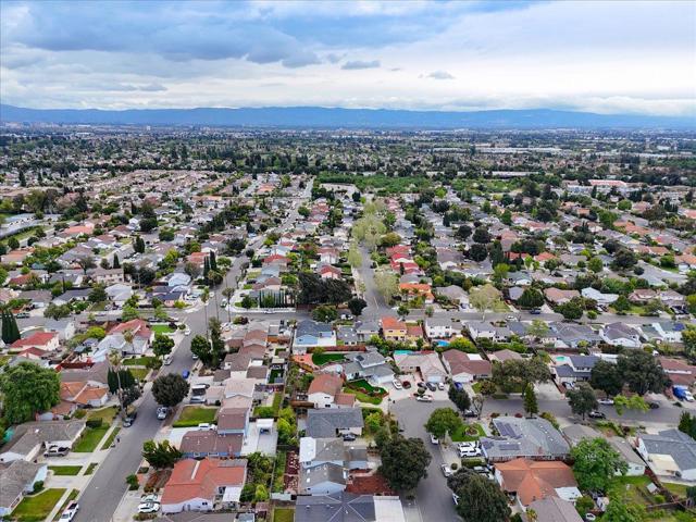 2828 Monte Cresta Way, San Jose CA: https://media.crmls.org/mediaz/3c57315d-2ba8-4d41-aa36-f260e31dcbd5.jpg
