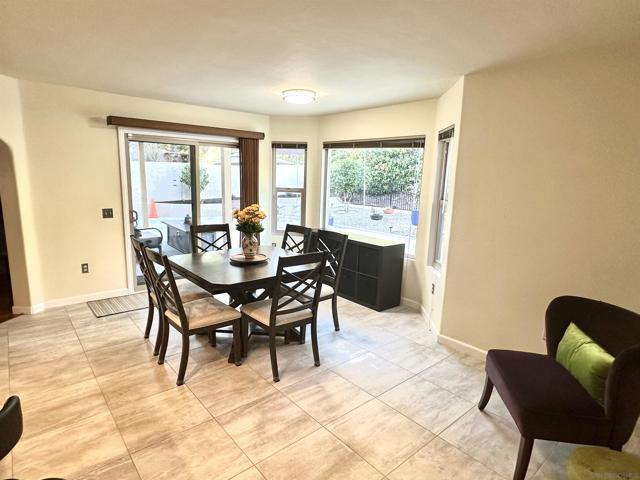 16504 Calle Pulido, San Diego CA: https://media.crmls.org/mediaz/3c57606b-cf29-4bfd-8940-7f2ce54f2fc4.jpg