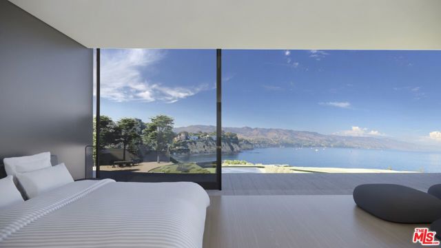 28820 Cliffside Drive, Malibu CA: https://media.crmls.org/mediaz/3c57f42a-b867-42a4-bfac-c0392c88fae5.jpg
