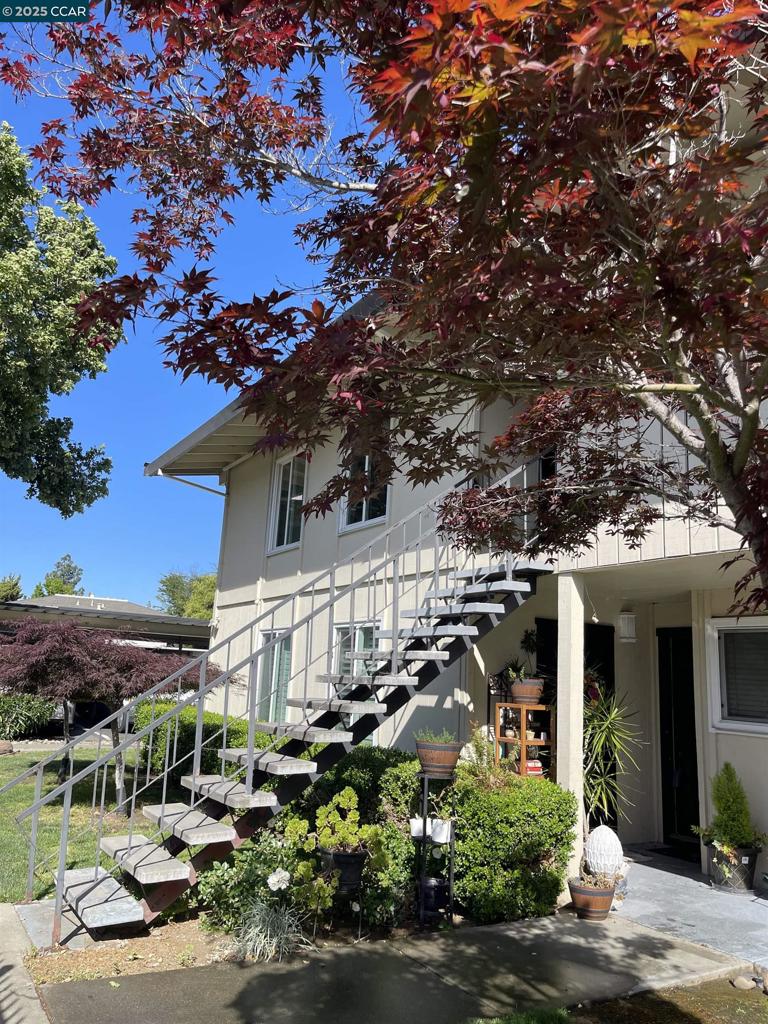 2525 Walters Way #22