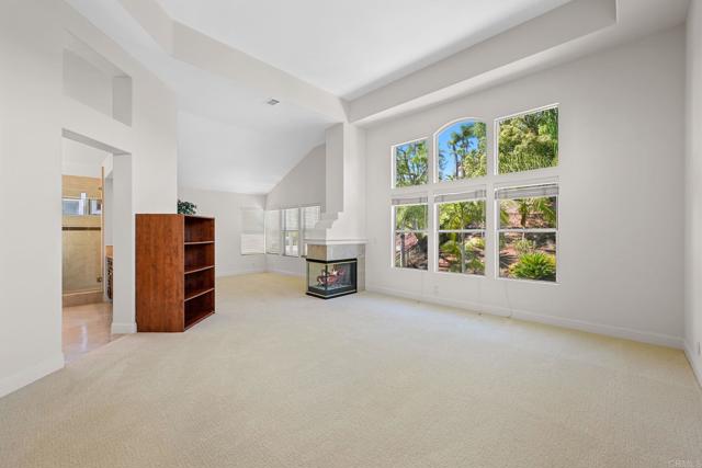 6990 Blue Orchid Lane, Carlsbad CA: https://media.crmls.org/mediaz/3c59e0b9-99ff-4c1e-abf0-05fab76464e5.jpg