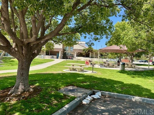 Detail Gallery Image 22 of 24 For 4014 Backshore Ct, Carlsbad,  CA 92010 - 3 Beds | 2/1 Baths