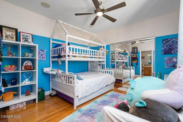 5492 Calarosa Ranch Road, Camarillo CA: https://media.crmls.org/mediaz/3c5d0ca9-f7f7-4440-9dc4-591883195de4.jpg