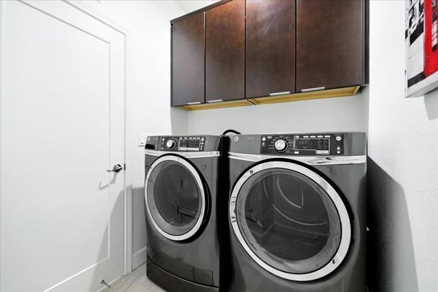 829 Blue Opal Drive, San Jose CA: https://media.crmls.org/mediaz/3c5d13a2-06a9-44ad-af43-9de631321ecd.jpg