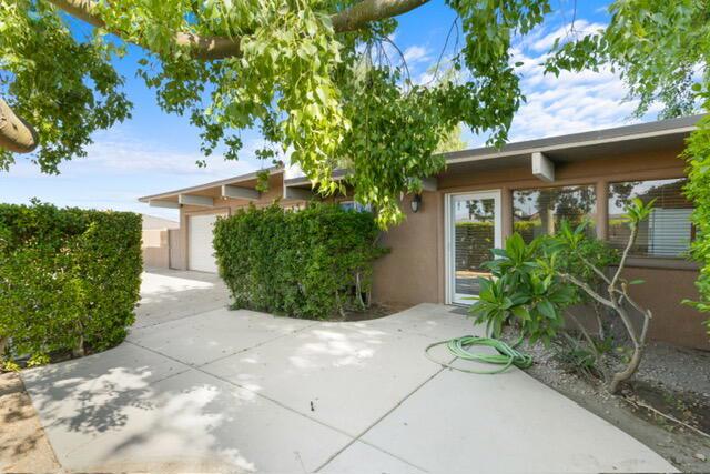 42510 Glass Drive, Bermuda Dunes CA: https://media.crmls.org/mediaz/3c5d5184-4541-47c0-a9a2-f6dceb07210c.jpg