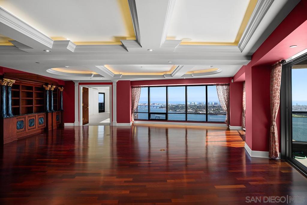 200 Harbor Drive - photo 2
