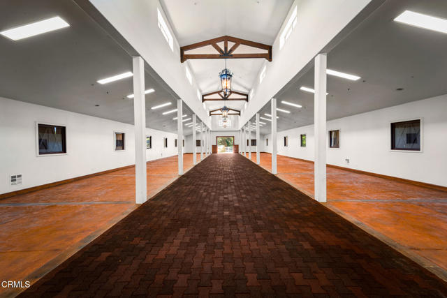 Detail Gallery Image 62 of 75 For 2940 Kuehner Dr, Simi Valley,  CA 93063 - 57 Beds | 40 Baths