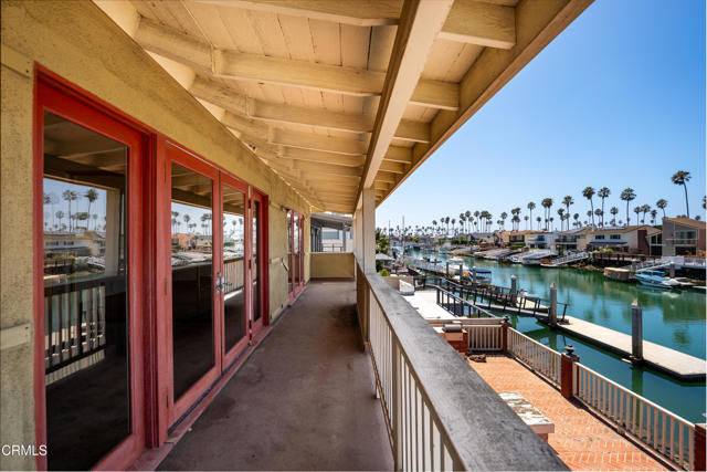 2851 Seahorse Avenue, Ventura CA: https://media.crmls.org/mediaz/3c5f5fe4-913e-4886-a835-adeef0c56792.jpg