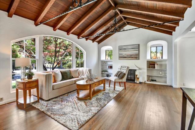 2268 Oberlin Street, Palo Alto CA: https://media.crmls.org/mediaz/3c5fc6de-d1b2-46b6-838e-29aeaf91cbf1.jpg