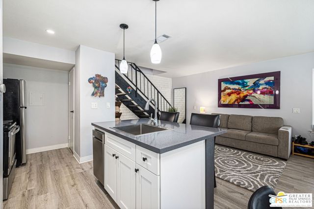 Image 6 of 28 For 72733 Willow Street 3