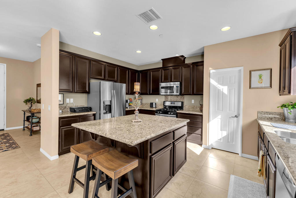 MLS #219136872DA image #8