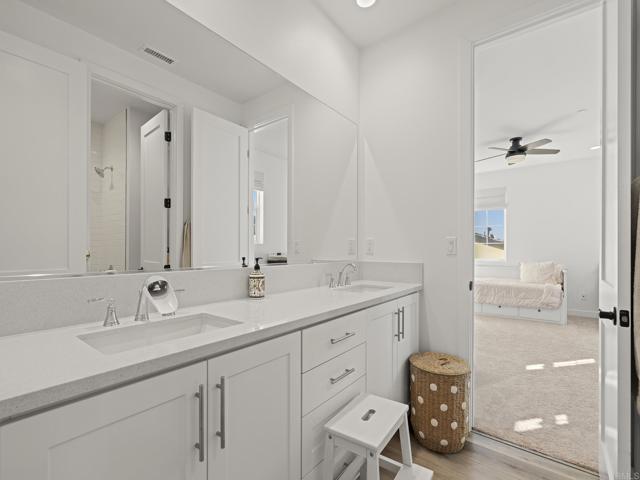 Detail Gallery Image 25 of 39 For 2971 Rue De Latour, Bonsall,  CA 92003 - 4 Beds | 3/1 Baths