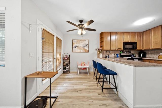 Detail Gallery Image 6 of 43 For 1280 W Main St #42,  El Cajon,  CA 92020 - 2 Beds | 1/1 Baths