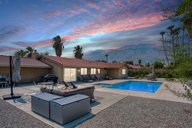 2450 Tamarisk Road, Palm Springs CA: https://media.crmls.org/mediaz/3c625314-6e3f-4cb5-b2b6-6201175e9adc.jpg