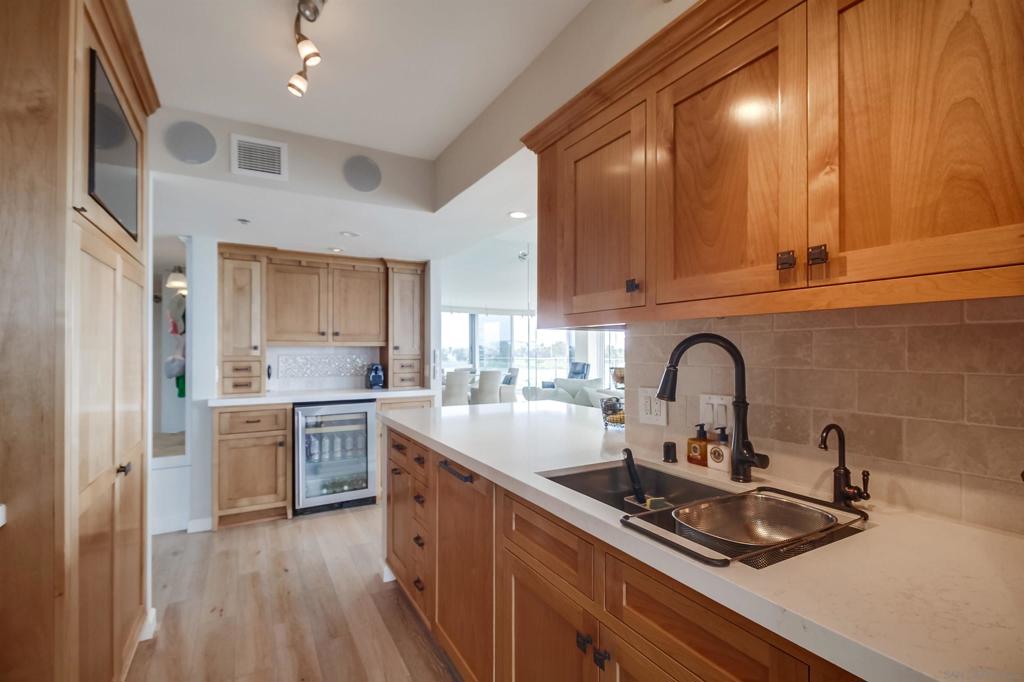 MLS #250033972SD img 7