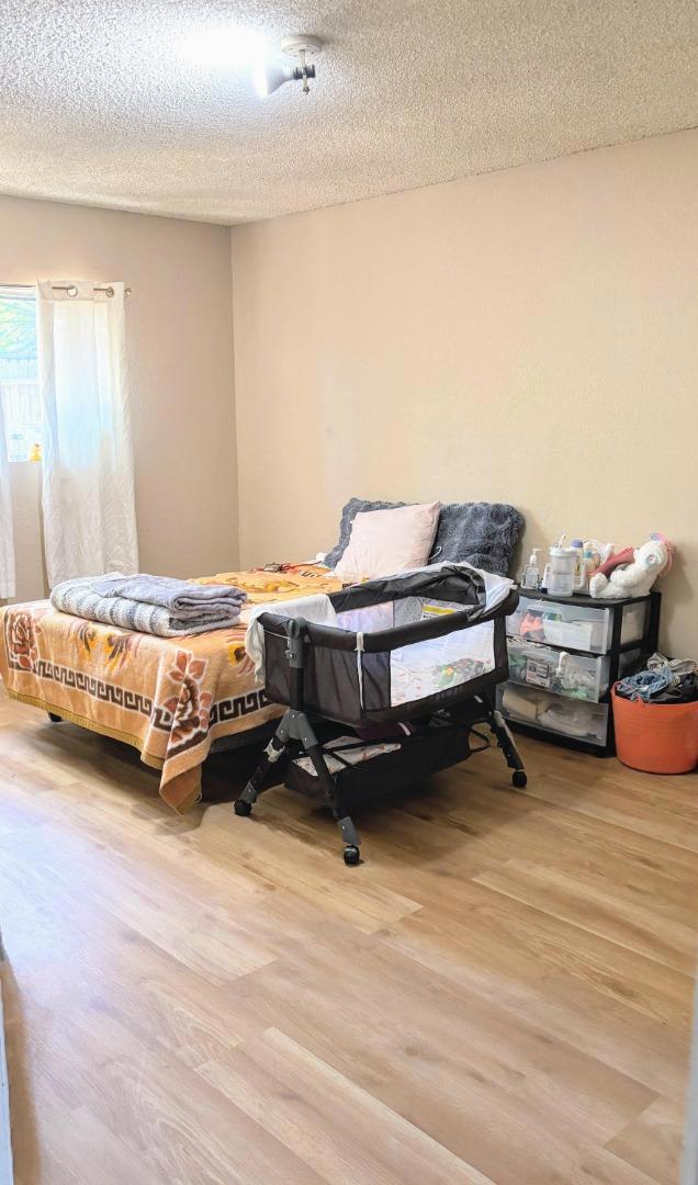 8116 Montgomery Avenue, Stockton CA: https://media.crmls.org/mediaz/3c629e79-c274-477a-ab0b-3632c9a6db81.jpg