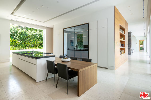 642 Perugia Way, Los Angeles CA: https://media.crmls.org/mediaz/3c63565e-8042-4d3b-9ab0-2f61be780233.jpg