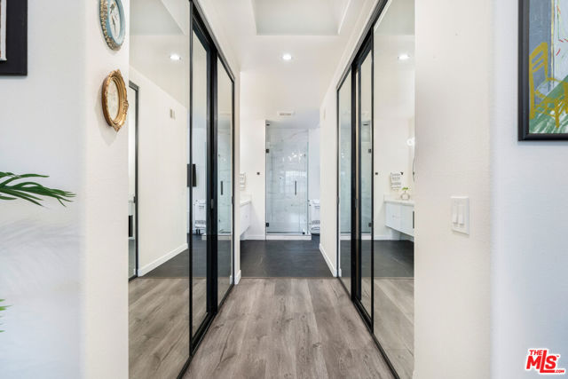 4392 Park Paloma, Calabasas CA: https://media.crmls.org/mediaz/3c63a082-bba0-41ef-819a-5afc0843f710.jpg