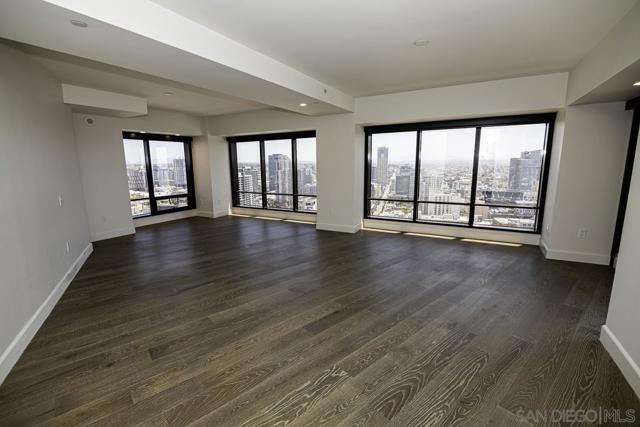 100 Harbor Drive, San Diego CA: https://media.crmls.org/mediaz/3c63fd8f-6dcf-4fce-b63e-1c6ee8dfacf2.jpg