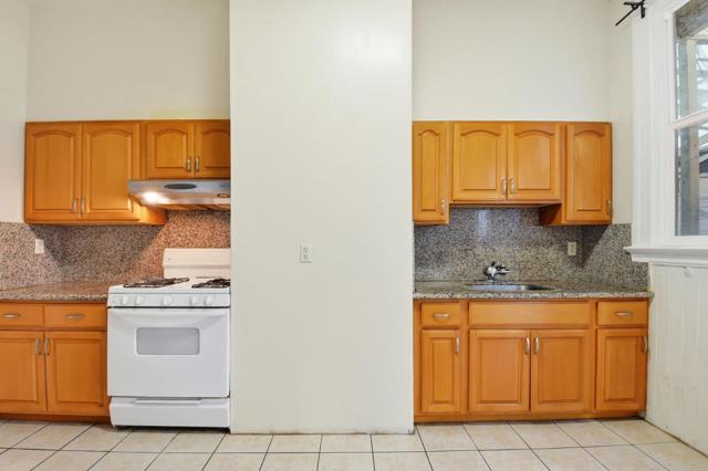 21182122 Mason Street, San Francisco CA: https://media.crmls.org/mediaz/3c655f75-79b2-4e31-ad64-b6a570945728.jpg