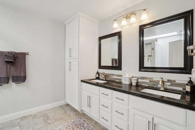 436 S Sierra Madre, Palm Desert CA: https://media.crmls.org/mediaz/3c6668ec-967d-480d-b98a-71bbee2f7aed.jpg