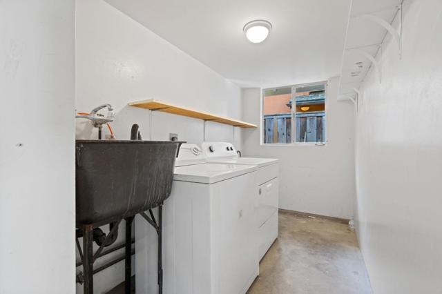 1861 Limetree Lane, Mountain View CA: https://media.crmls.org/mediaz/3c668fbc-fd73-42fa-af3f-9b2b2f9edc7a.jpg