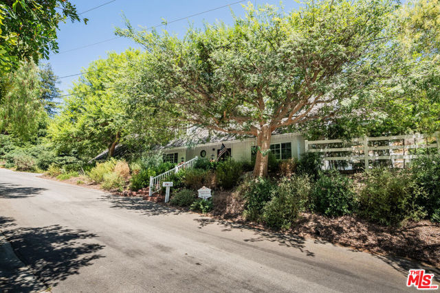 24975 Kit Carson Road photo 5