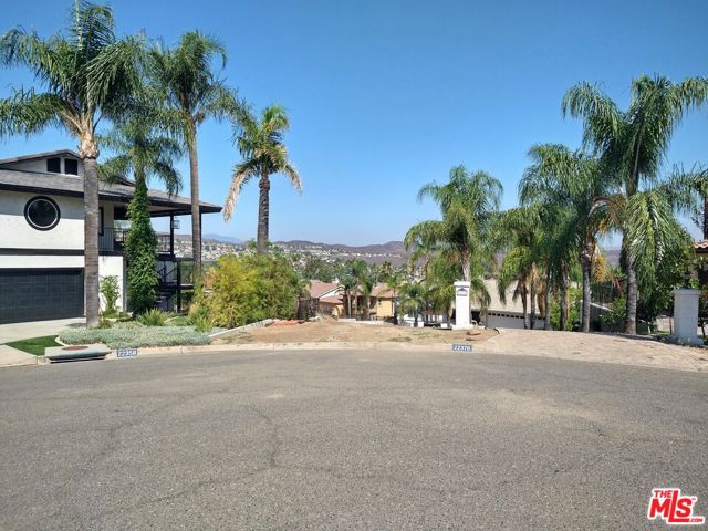 22380 PIN TAIL Drive, Canyon Lake CA: https://media.crmls.org/mediaz/3c66ce38-6337-43ac-baf1-b6da7f29eff0.jpg