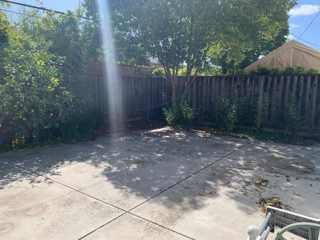 1044 Nottingham Place, San Jose CA: https://media.crmls.org/mediaz/3c672a02-1394-4dc2-b733-f1b11735fd7f.jpg